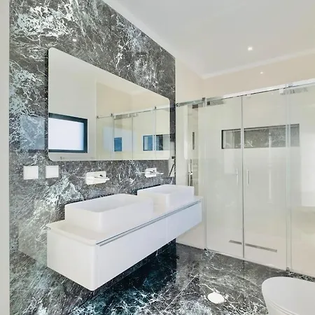 Cales E Chadas By Your Madeira Arco da Calheta (Madeira)