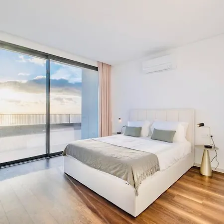 Semesterbostad Cales E Chadas By Your Madeira