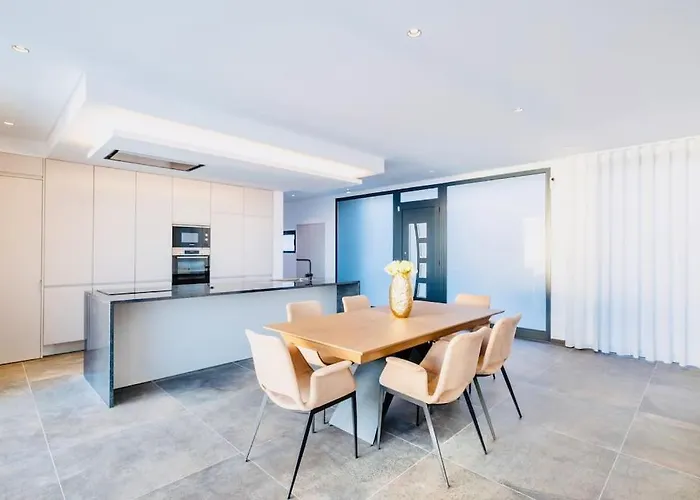 Cales E Chadas By Your Madeira * Arco da Calheta (Madeira)